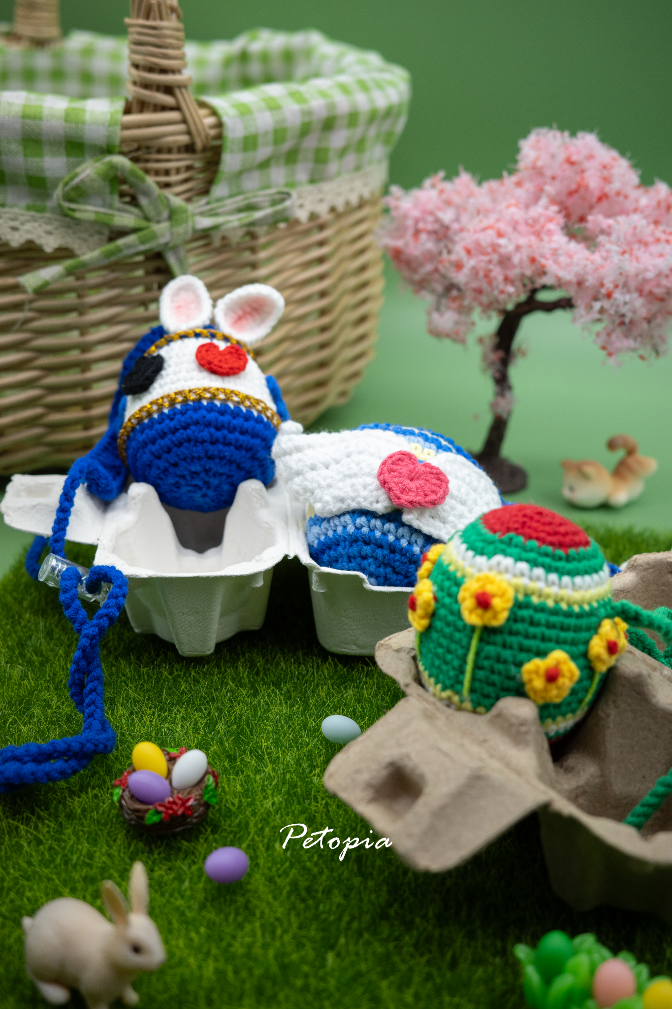Spring Bloom Egg Swing
